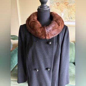 Beautiful Jack Bloom of California vintage coat.